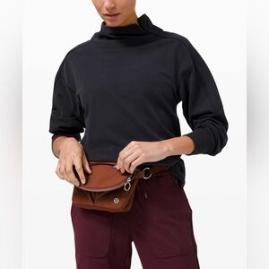 nwot lululemon festival Bag Micro crossbody adjustable belt bag dark terracotta